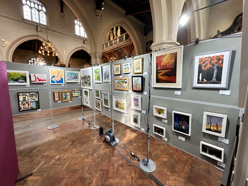 Member artwork exhibition in historic venue